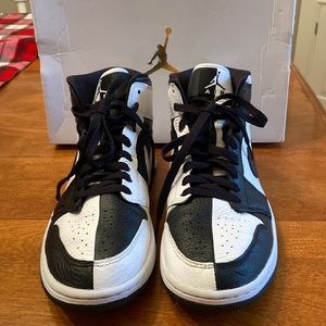 Womens air Jordan 1 mid splits